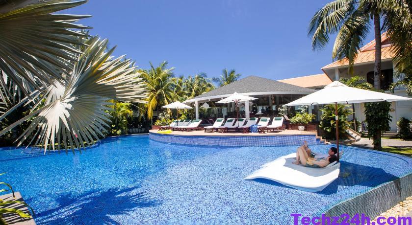 Deluxe-Villas-in-Da-Nang-Resort